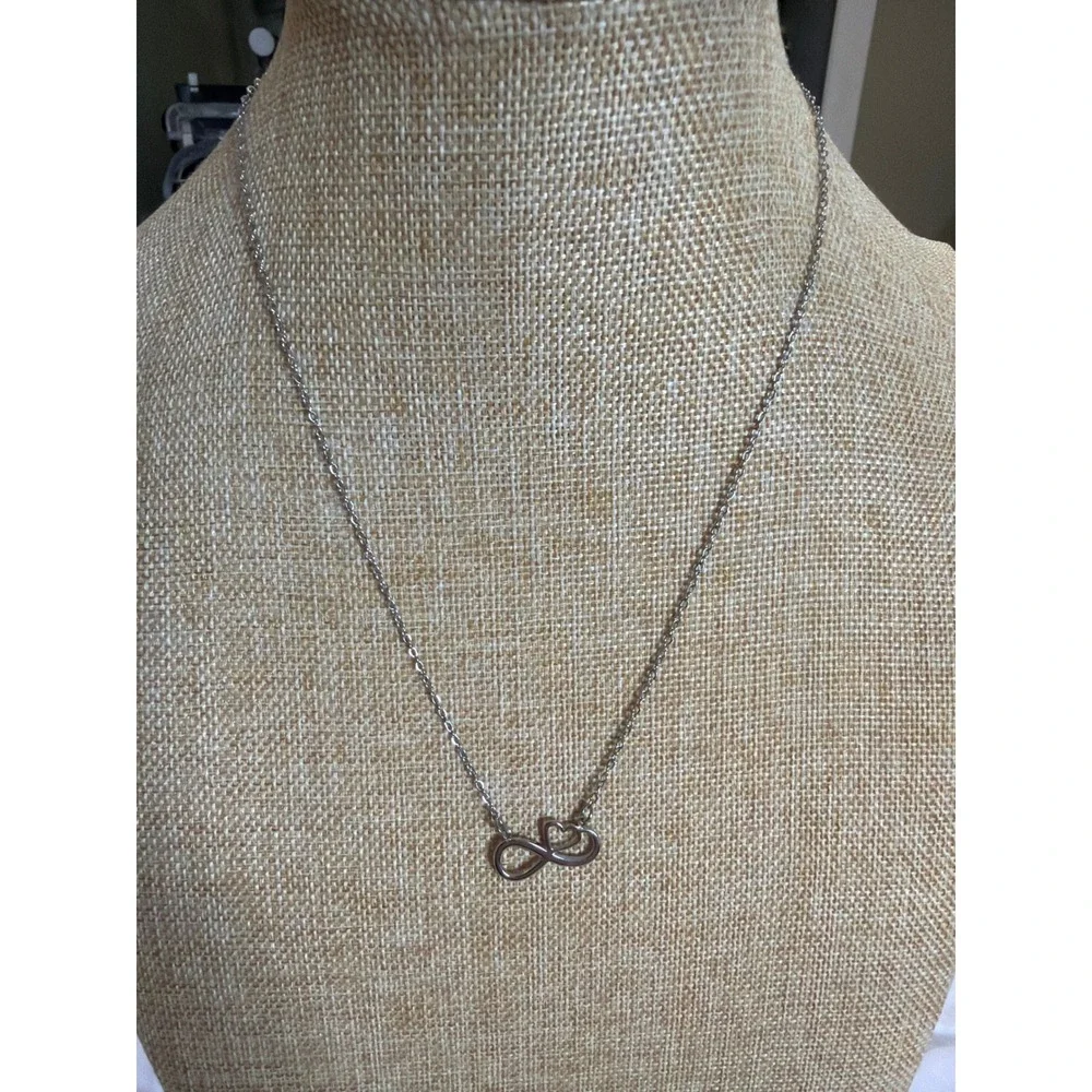 Silver‎ Tone Infinity Heart Pendant Necklace Dainty Adjustable Cable  Gift